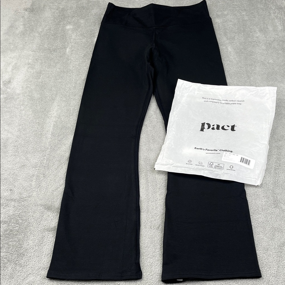 NEW PACT Organic Women's Black On the Go-To Cropped Bootcut Legging S
